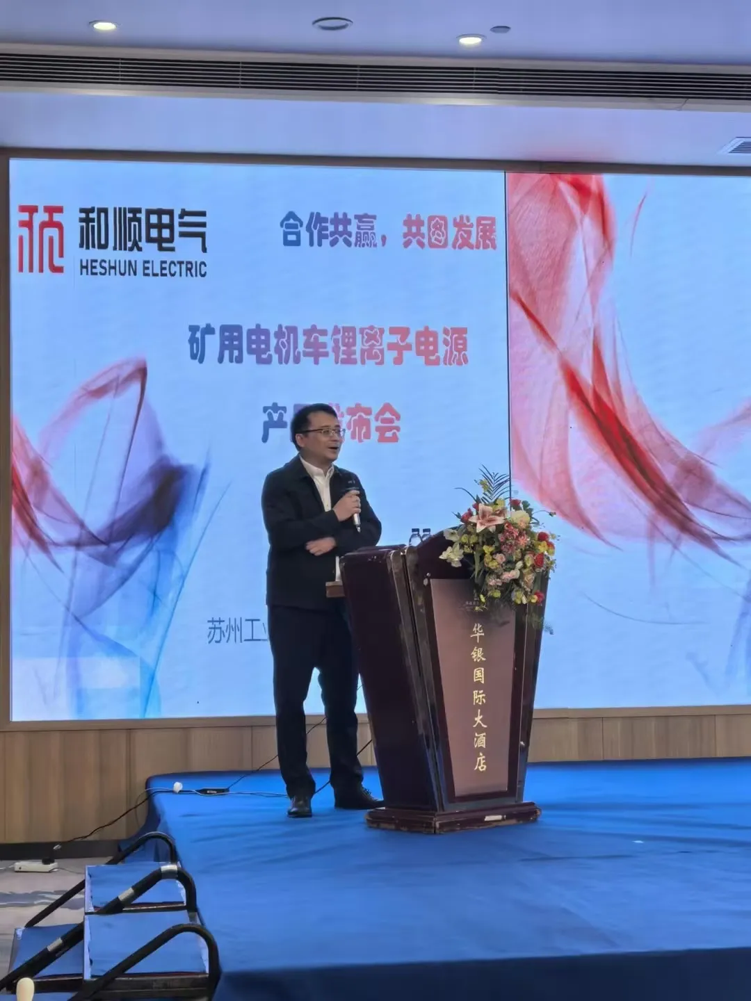 凯时66官方-CBA新赛季两大“活化石”！广东男篮两旧将成唯二80后球员